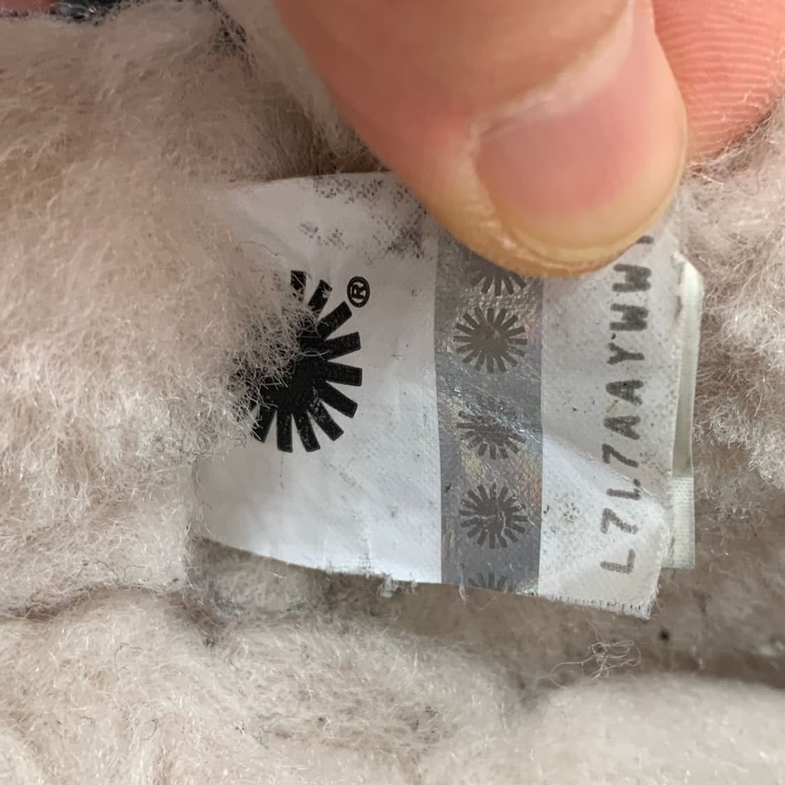 UGG 다코타 모카신 블랙 240 상품이미지6