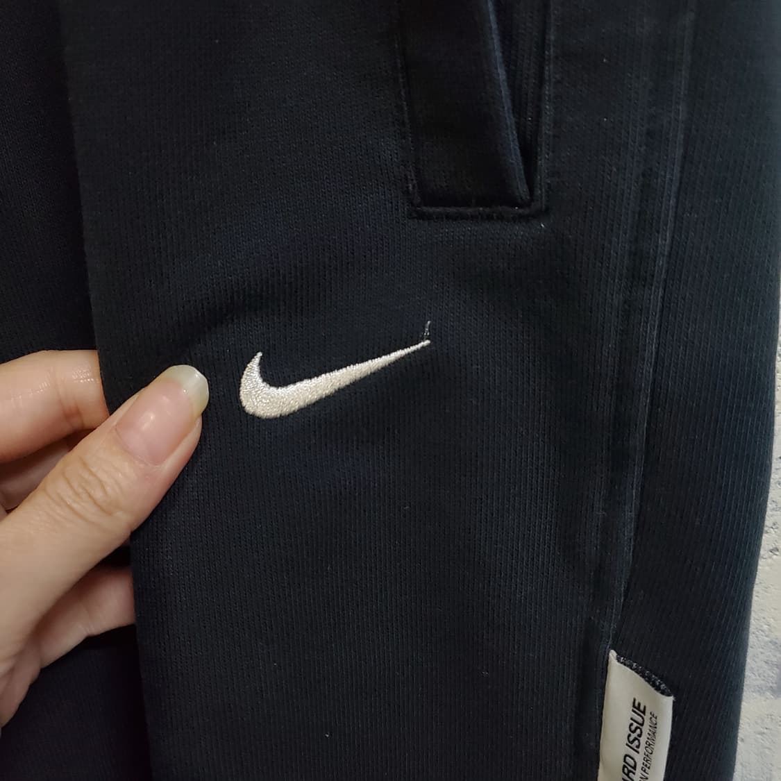 나이키 스우시 드라이핏 트레이닝 조거 팬츠  상품이미지4
