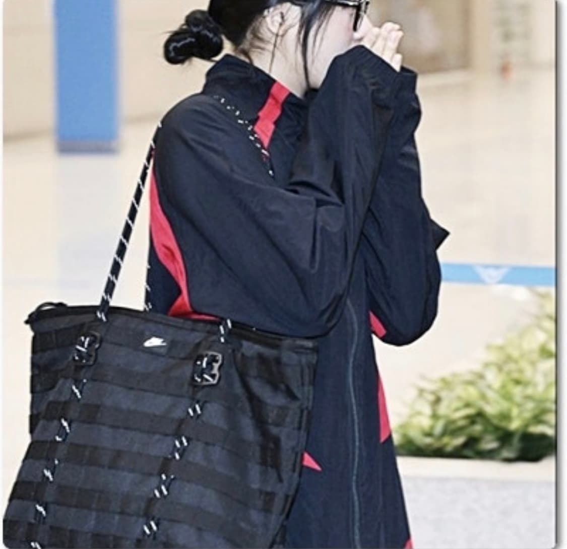 나이키 블랙 토트백 상품이미지2