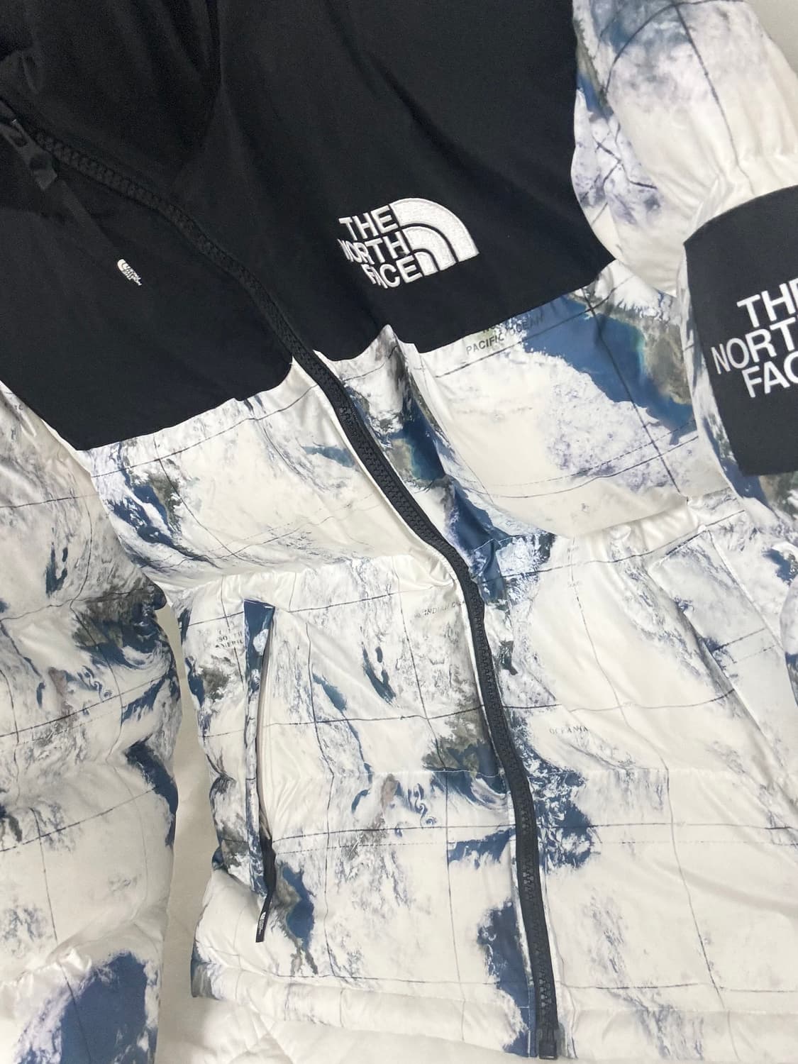 노스페이스 화이트라벨 눕시 화이트 샌드 지구패딩 상품이미지6