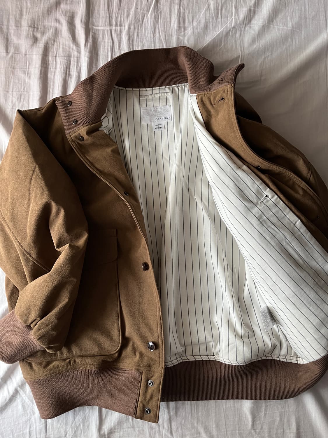 [M]나나미카 25FW 인슐레이션 크루 자켓 베이지  상품이미지4