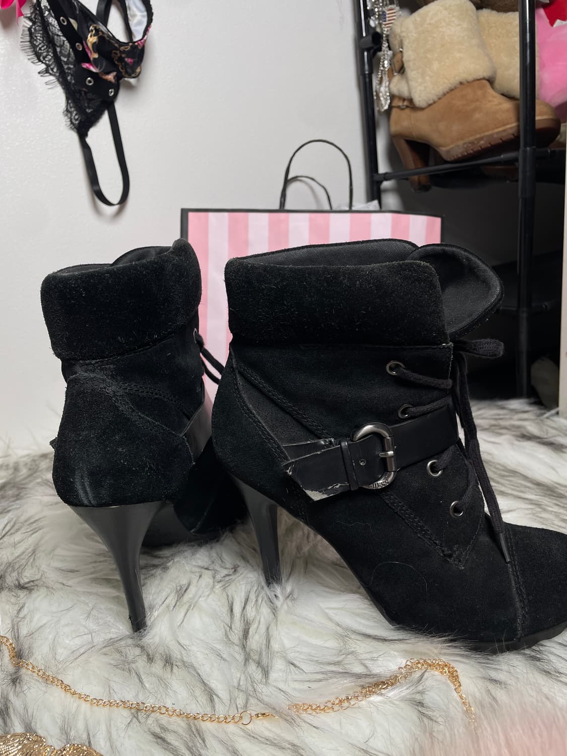 GUESS 버클 앵클 부츠힐 레이스업 상품이미지5