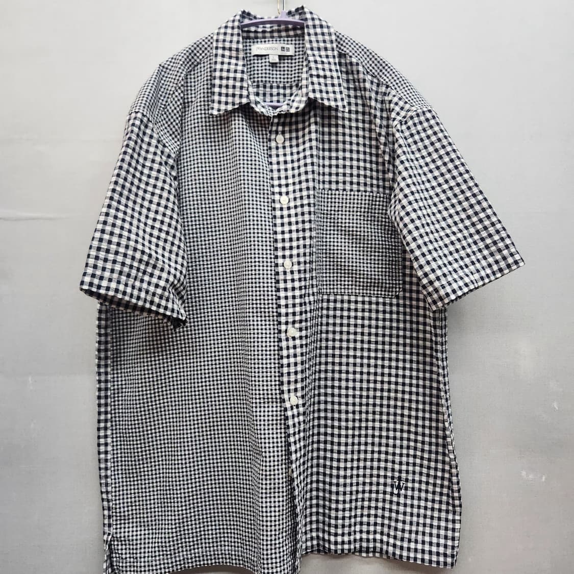 유니클로 x JW앤더슨 원포켓 체크 시어서커 반팔셔츠 L(XL) 상품이미지1