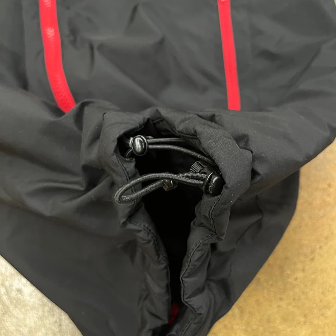 [정품/M] 마무트 바람막이 윈드스토퍼 점퍼 b18 상품이미지5