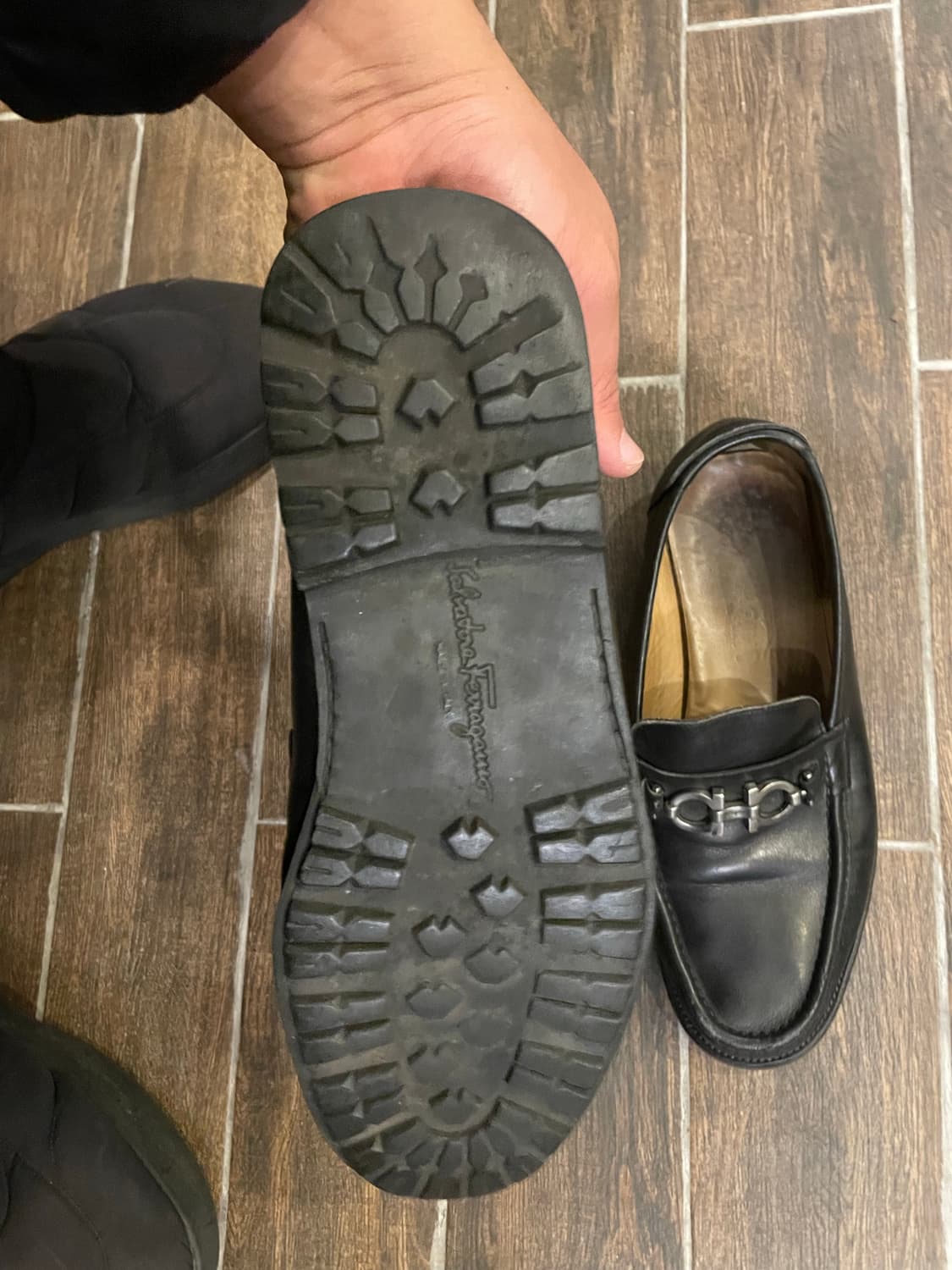 페레가모 7 1/2단화 상품이미지3