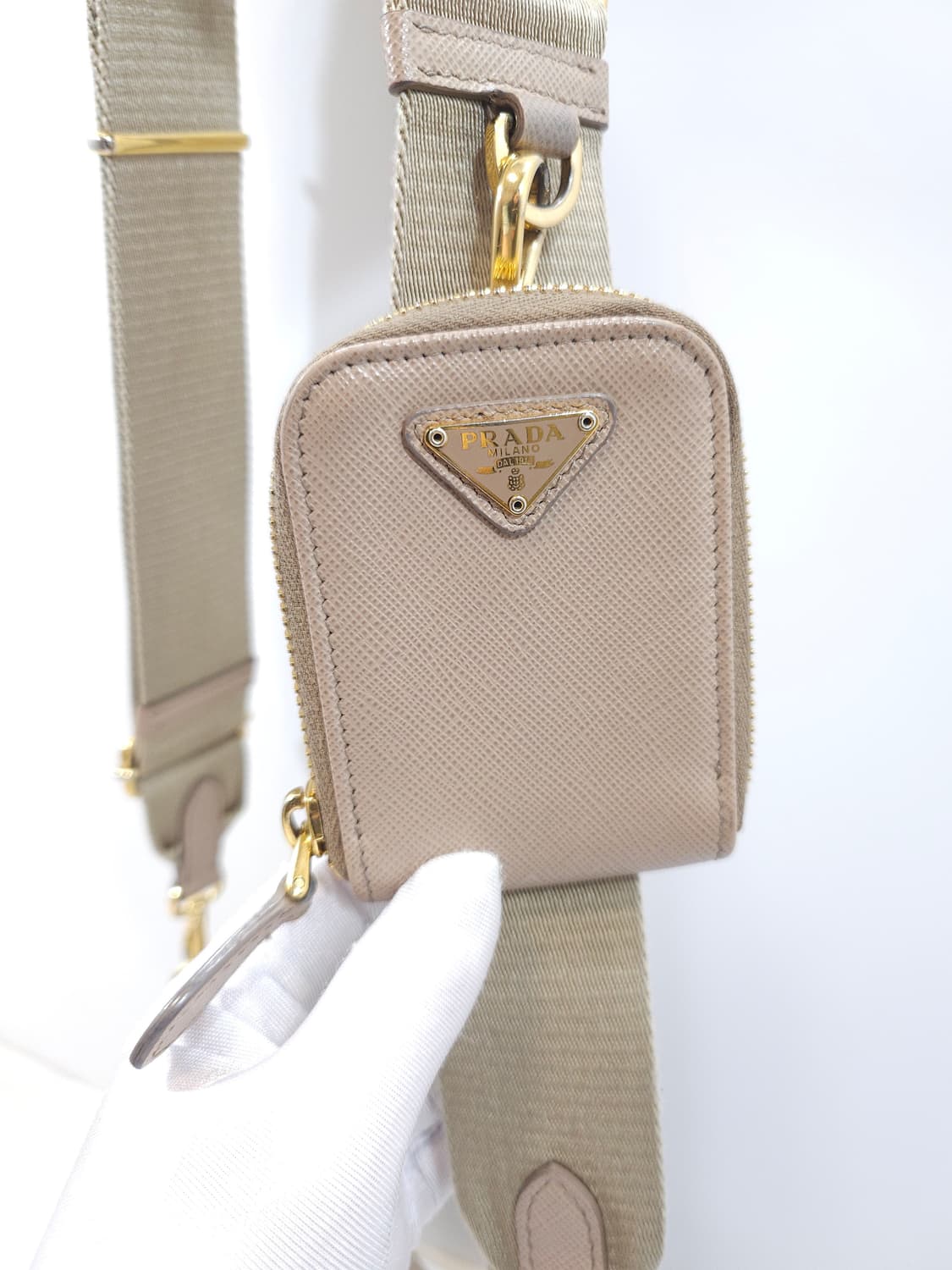 프라다 리에디션 2005 사피아노 카메오 베이지 숄더백 상품이미지9