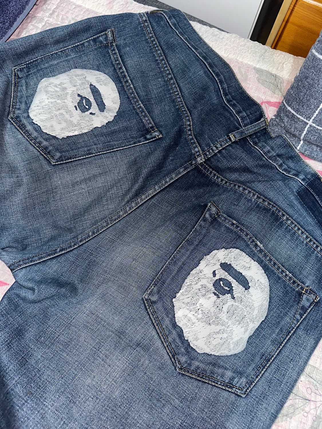 베이프 사루 데님팬츠 상품이미지1