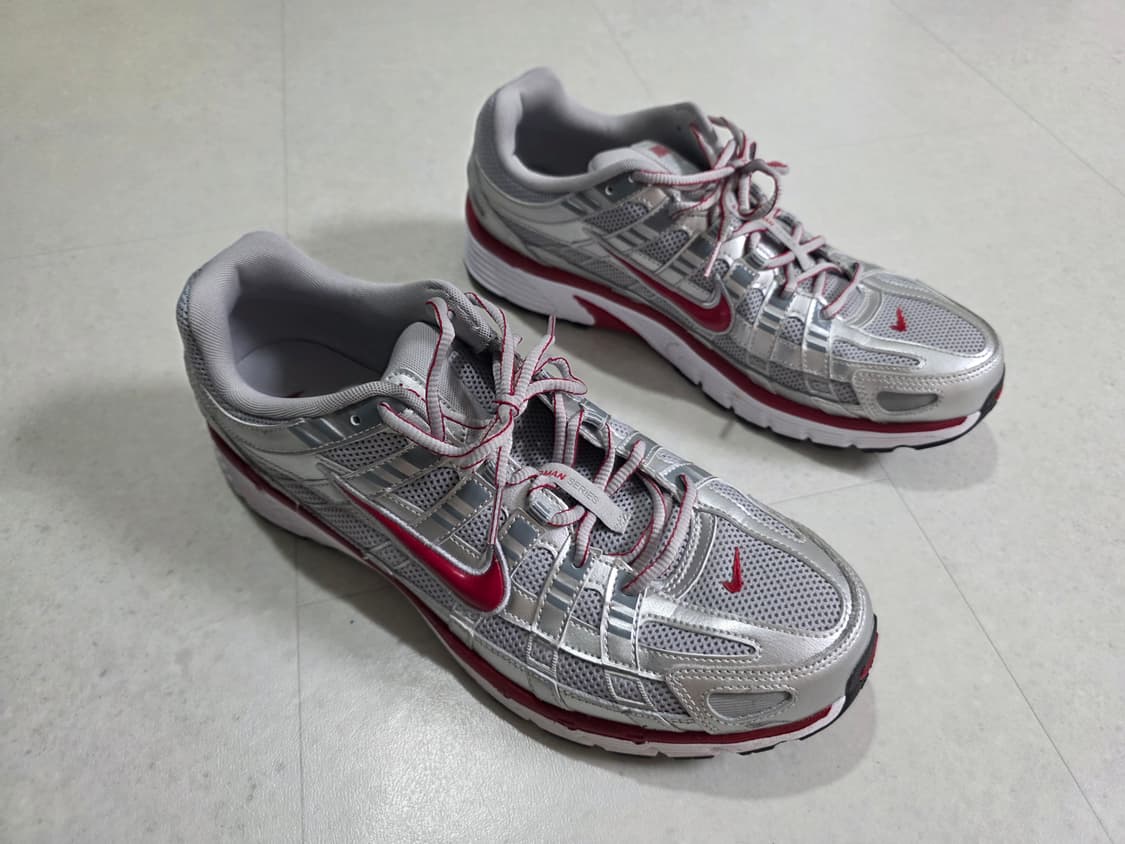나이키 P-6000 메탈릭 실버 짐레드 310 상품이미지2