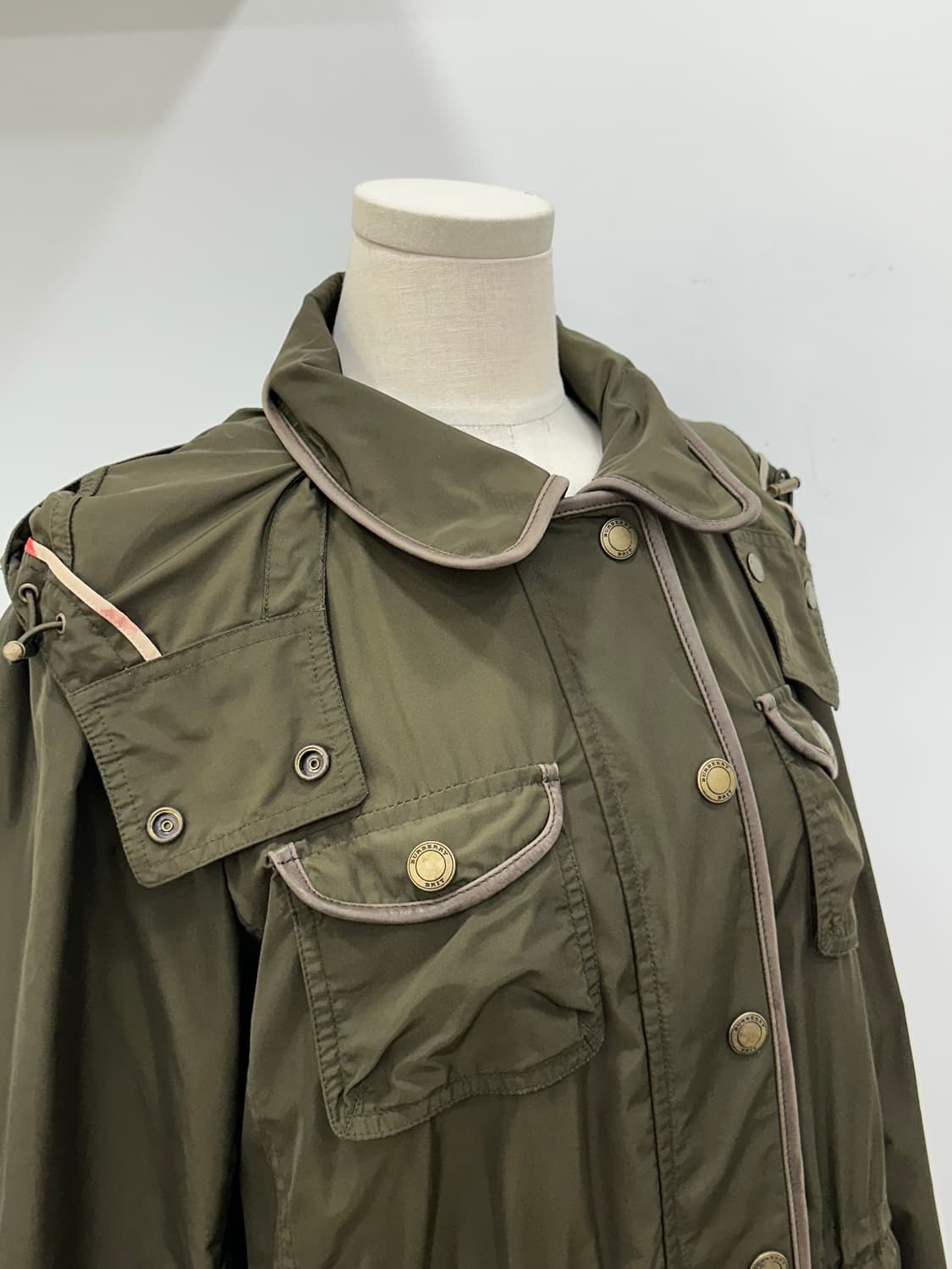 버버리 후드 야상 상품이미지5