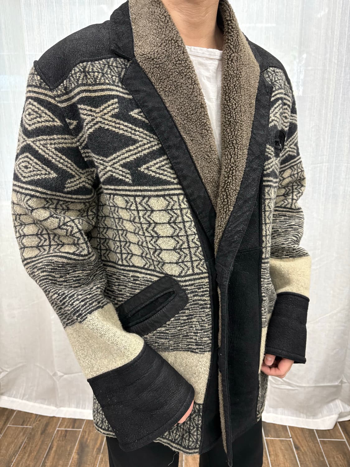 Jean Philippe 에스닉 패턴 쉐르파 숄카라 무스탕 자켓 상품이미지3