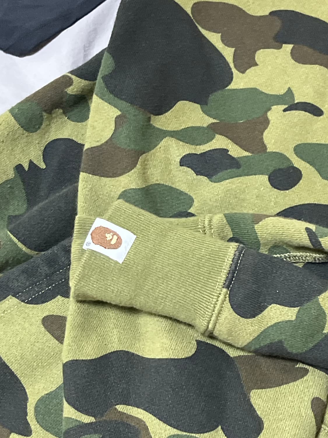M 베이프 퍼스트 카모 샤크 풀 집 후드 아미 그린 정품 상품이미지4