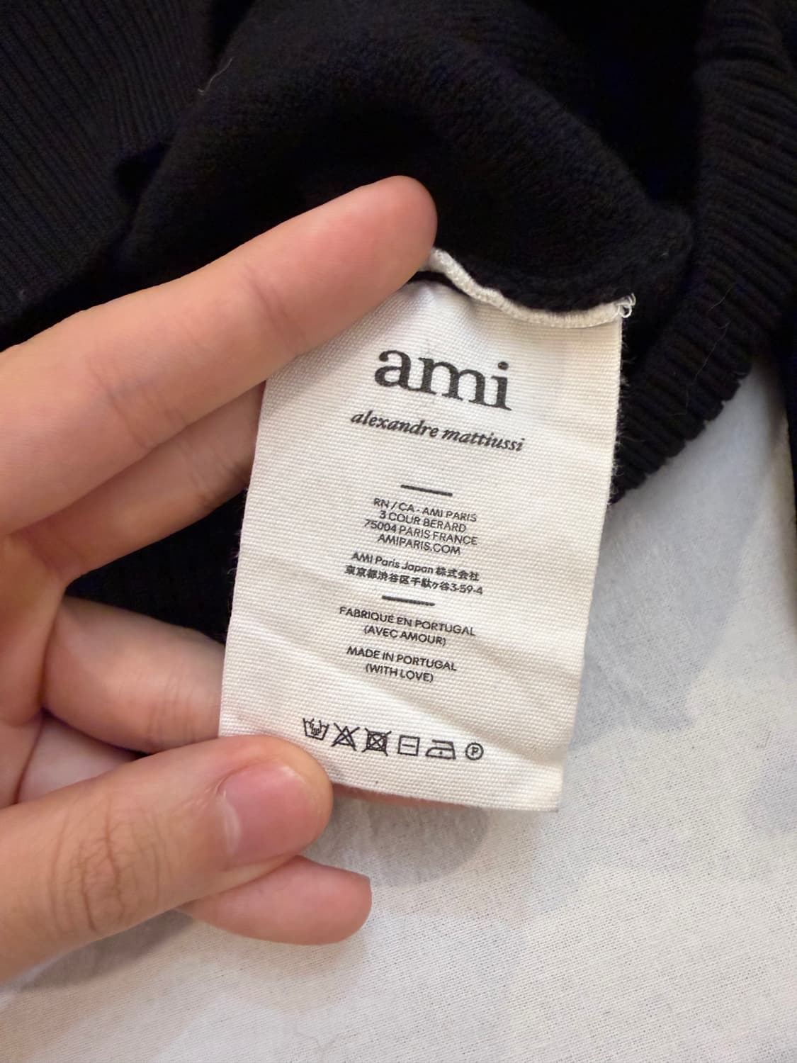 21ss 아미 스몰하트 로고 메리노 울 니트 블랙 상품이미지4