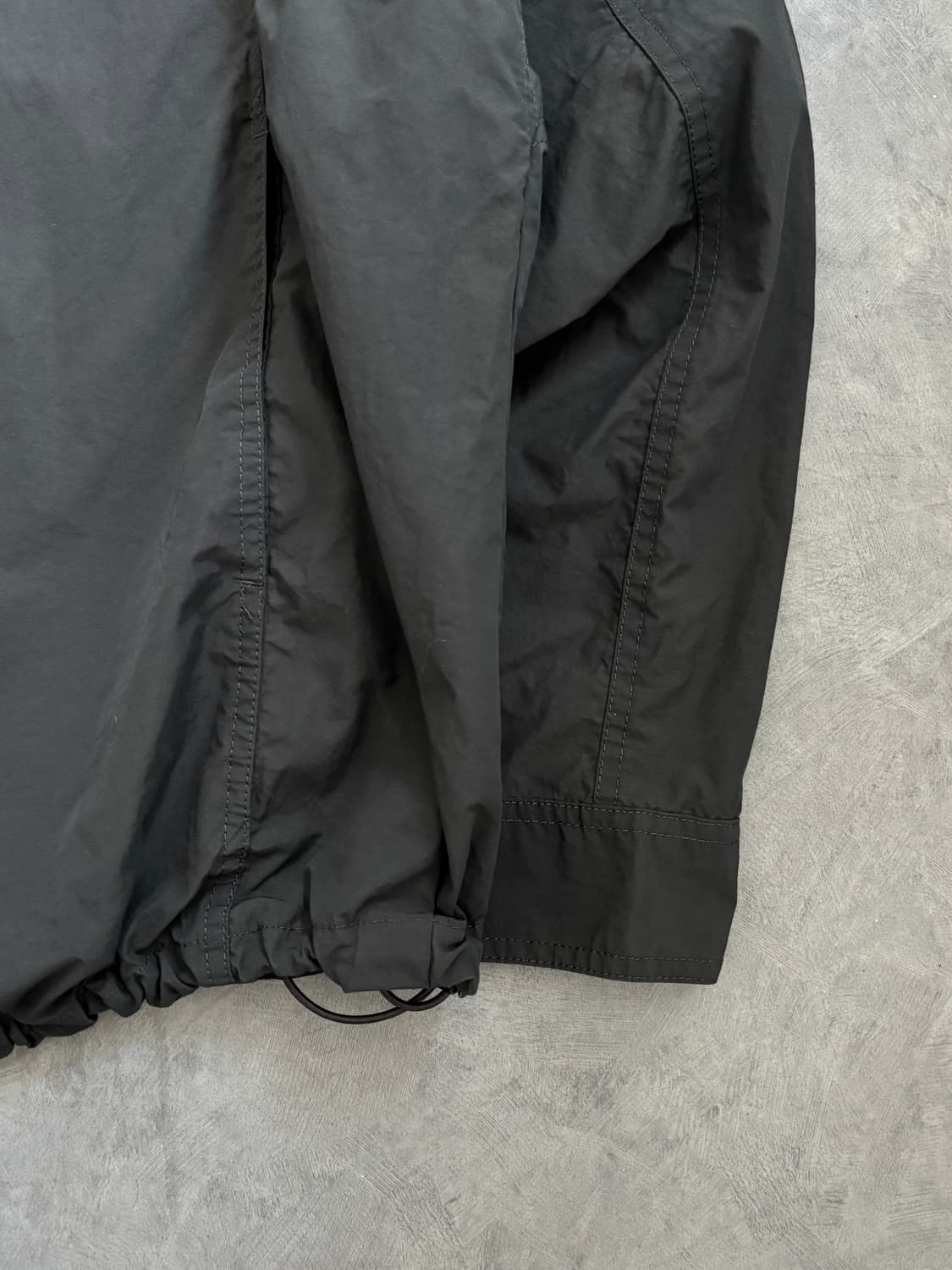 Juun.J 준지 블랙컬러 로고 스트링 나일론 셔츠자켓 상품이미지5