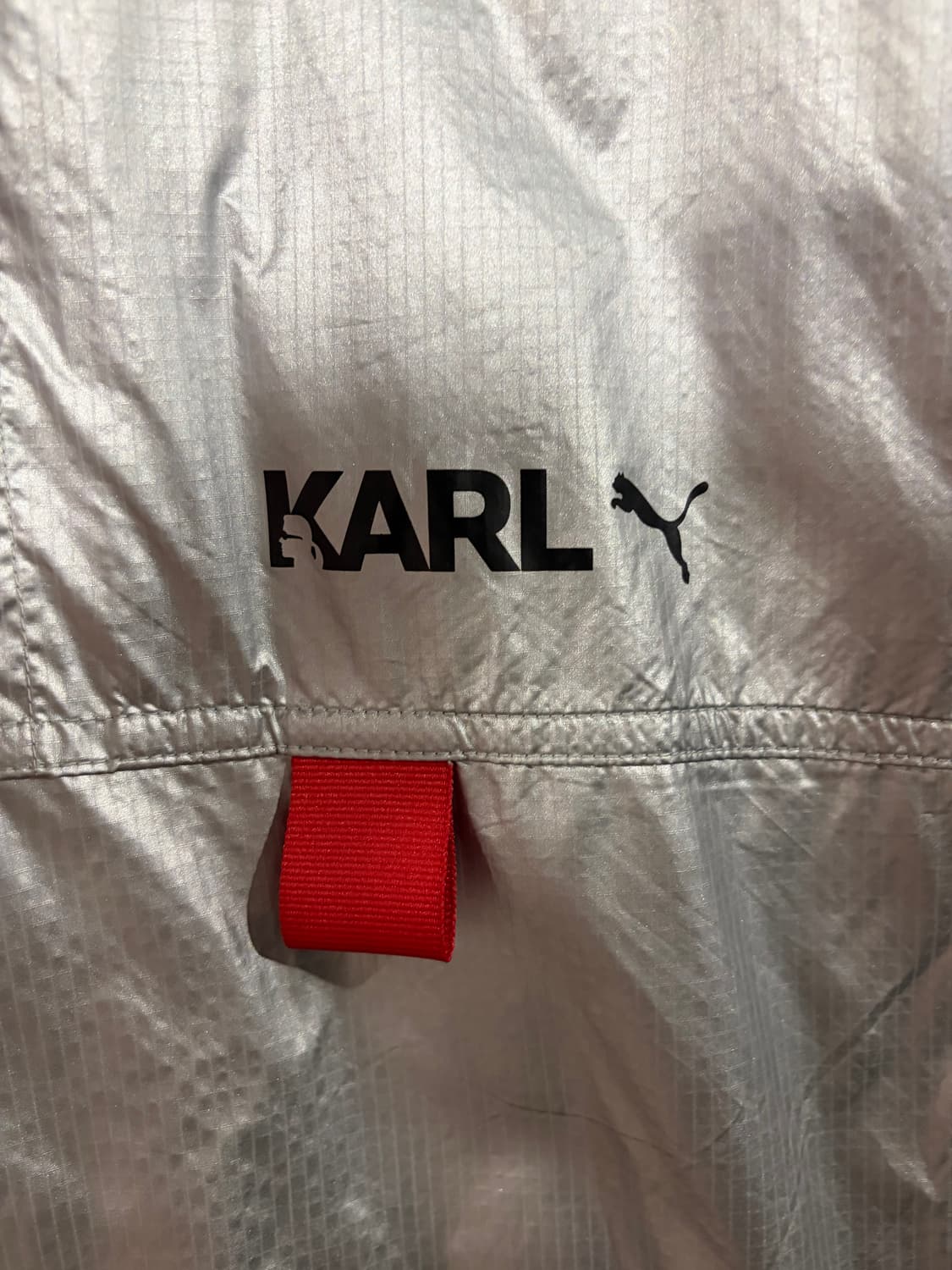 푸마x칼라거펠트 메탈릭 윈드브레이크 바람막이 상품이미지3