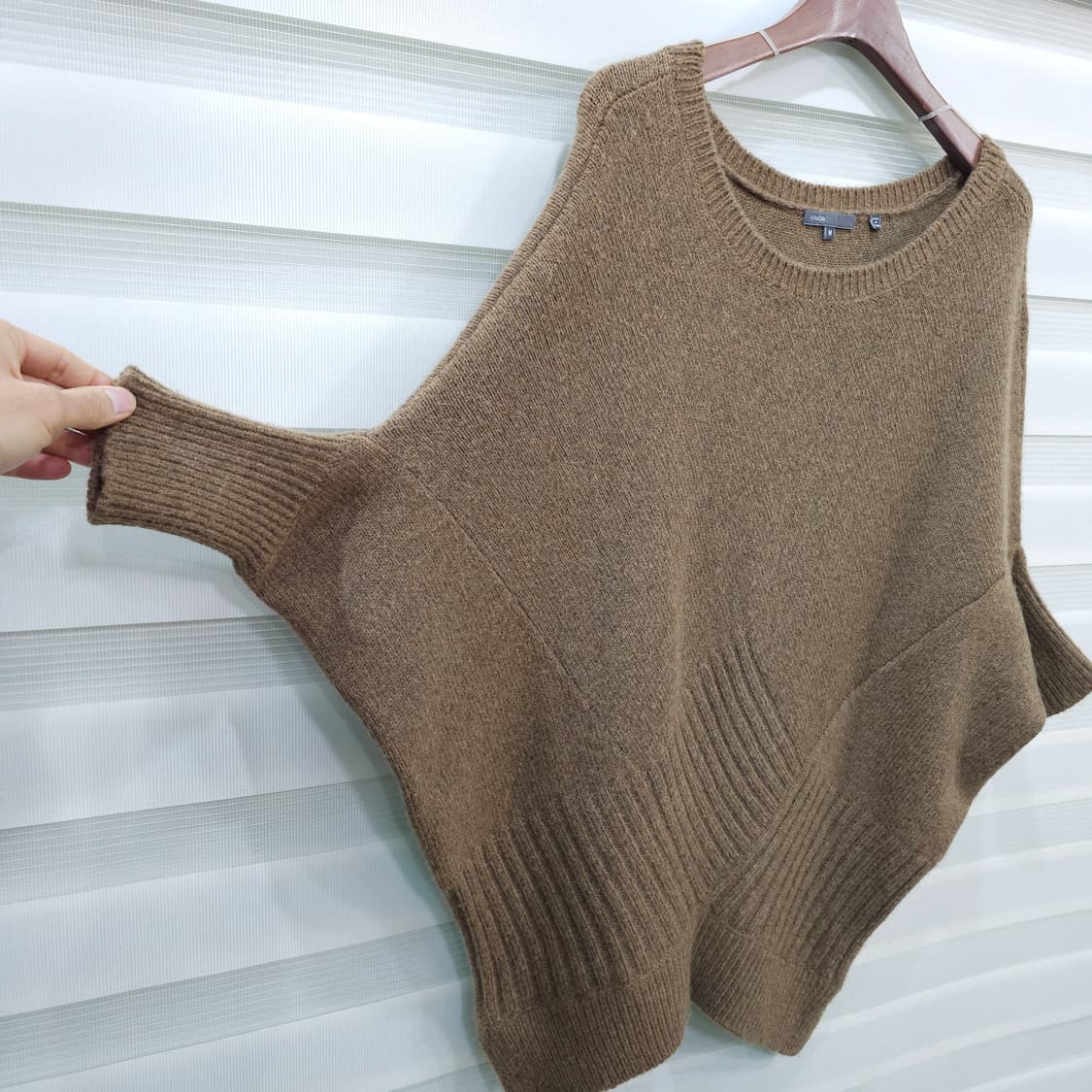 VINCE 카멜울 니트 스웨터- 우먼M 상품이미지5