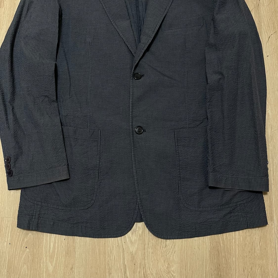 캠브릿지 멤버스 시어서커 스트라이프 블레이저 정장자켓 [차콜] L/100 상품이미지3