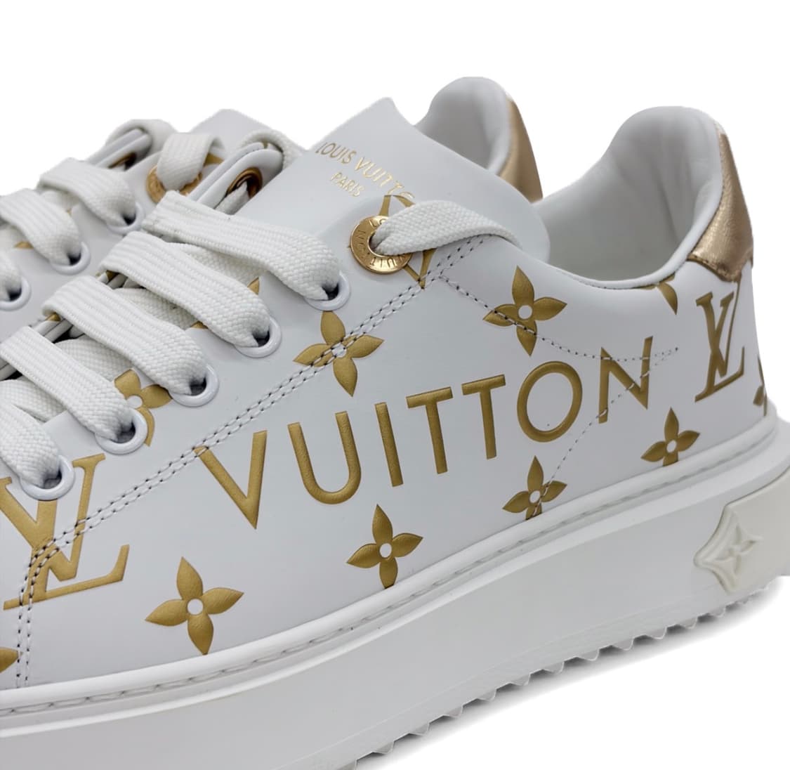 [38] 루이비통 여성 레터링 로고 타임아웃 로우탑 스니커즈 화이트 골드 상품이미지7