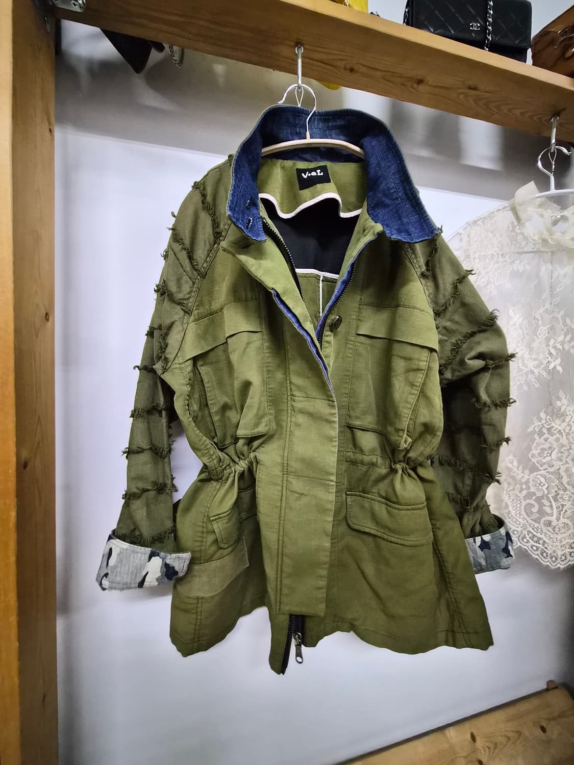 보브 브이넬 포인트 야상 상품이미지1