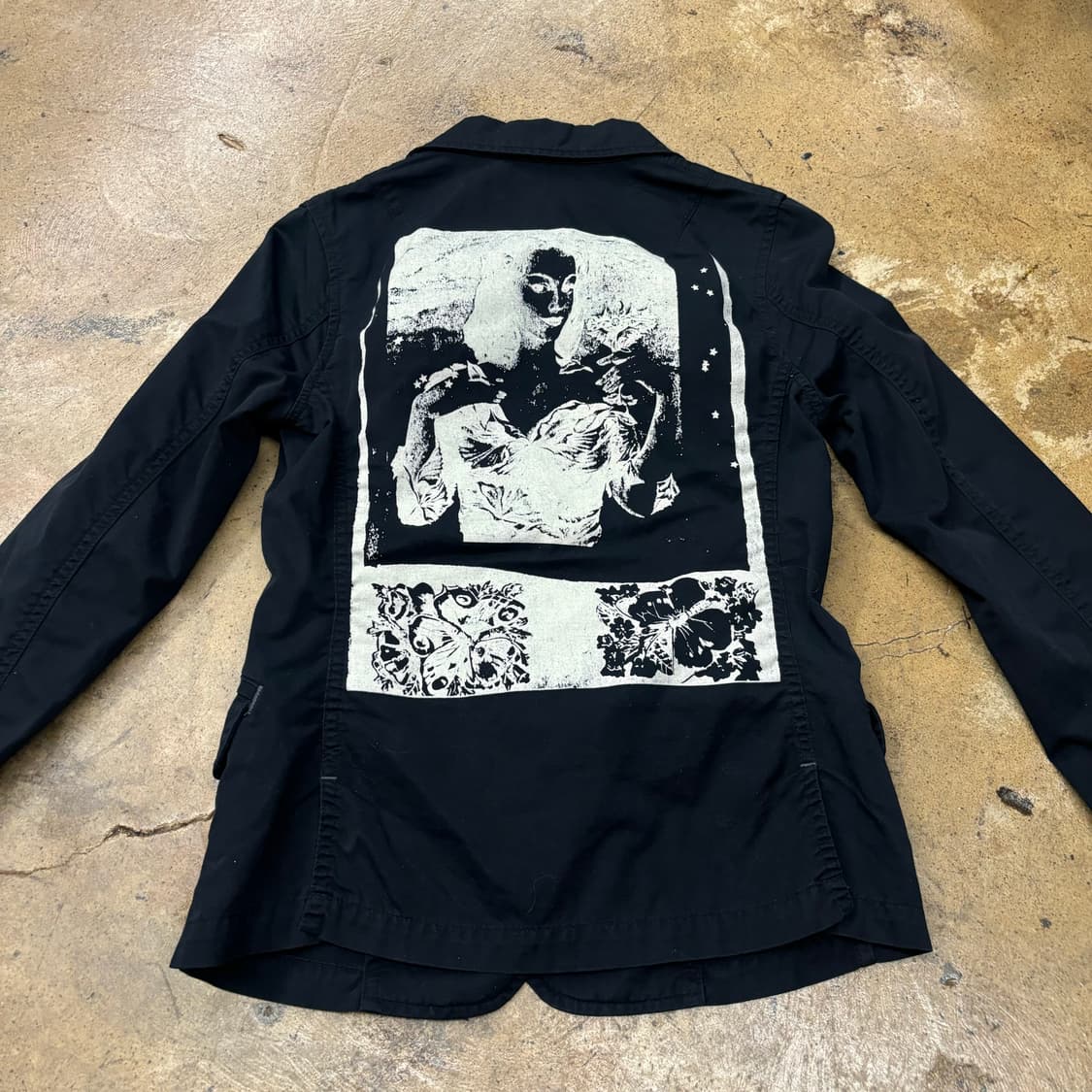 히스테릭 글래머 히글 백 프린팅 캔뱃지 블랙 자켓 상품이미지4