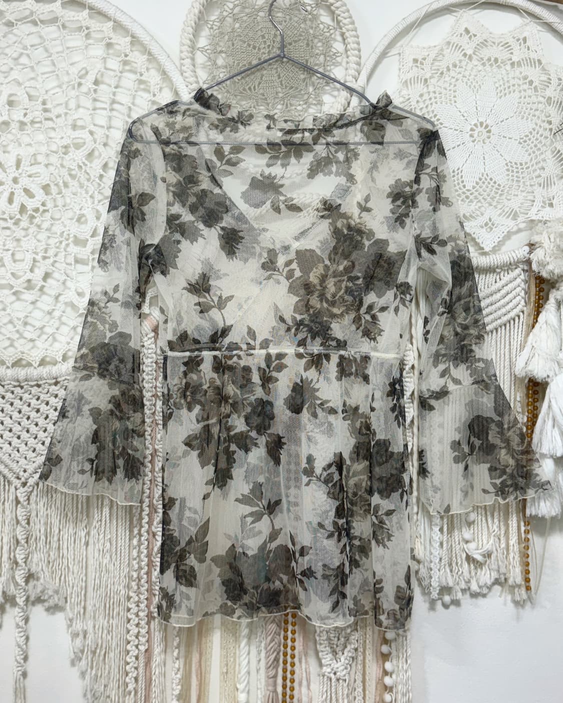 Lest rose Mesh Lace Blouse 상품이미지2