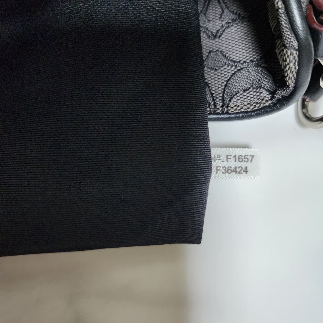 코치 숄더백  상품이미지7