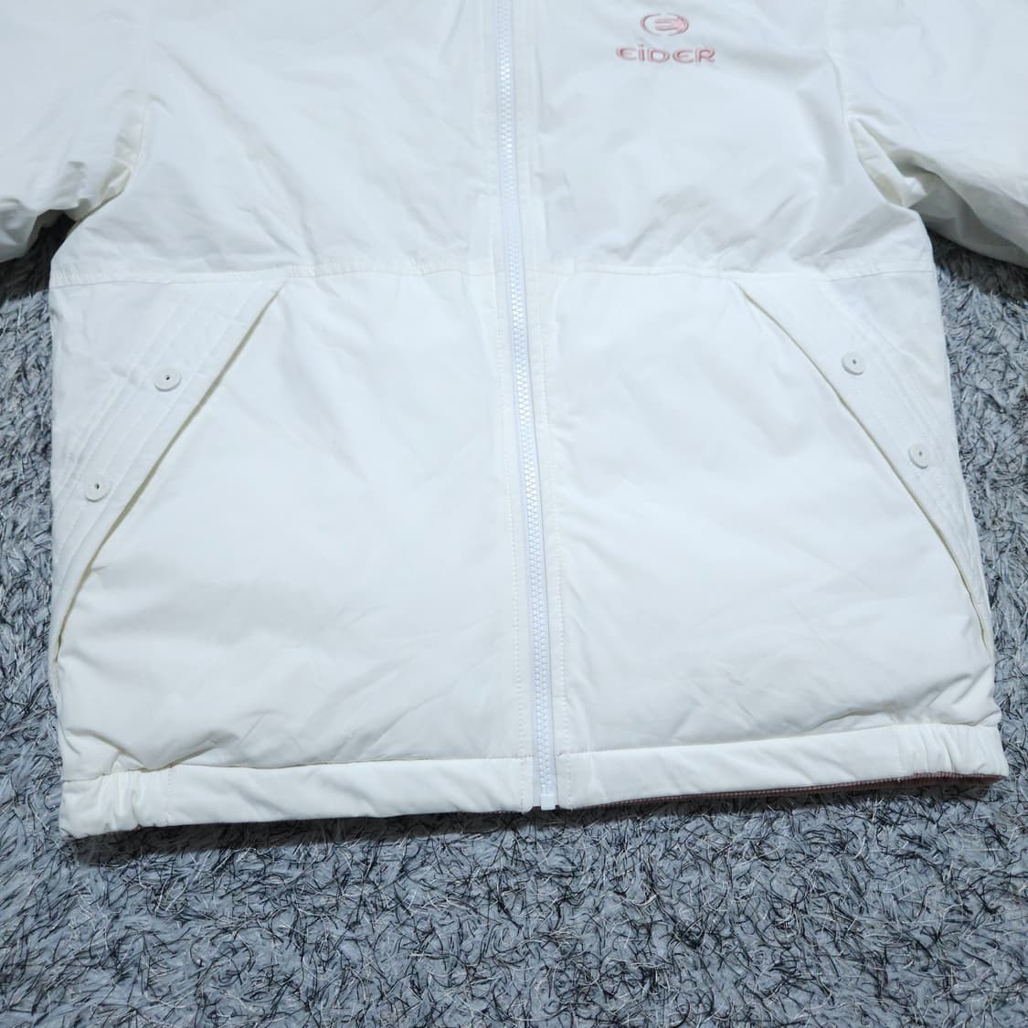 아이더) M 여자 코듀로이 양면패딩 구스다운 / 왕눈이샵 상품이미지6