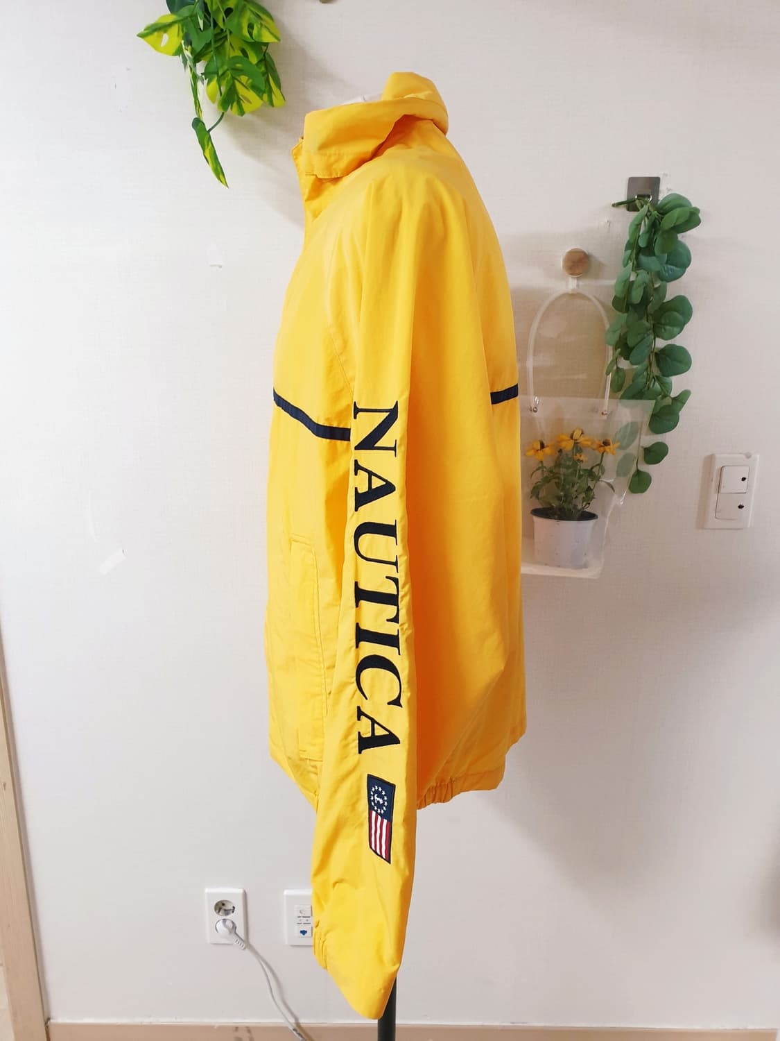 노티카 올드스쿨 거의새거 남성바람막이 오버핏 100 옐로우 상품이미지5