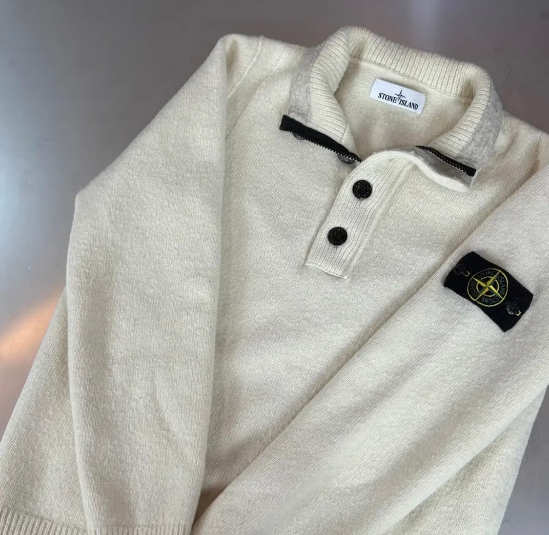 [신형/M] 스톤아일랜드 반집업 니트 상품이미지1