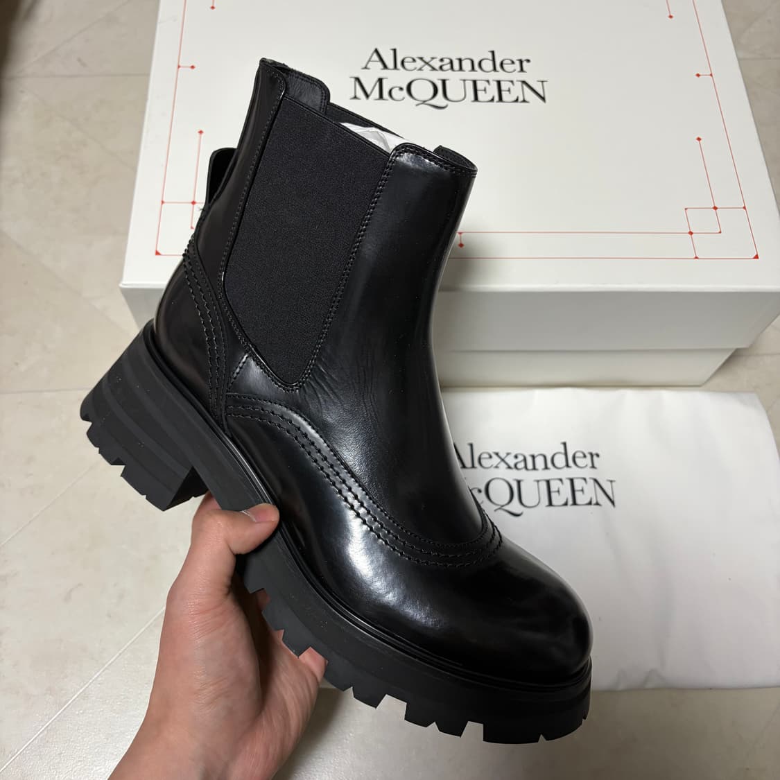 새상품(260)알렉산더맥퀸 원더 첼시부츠 블랙 상품이미지1