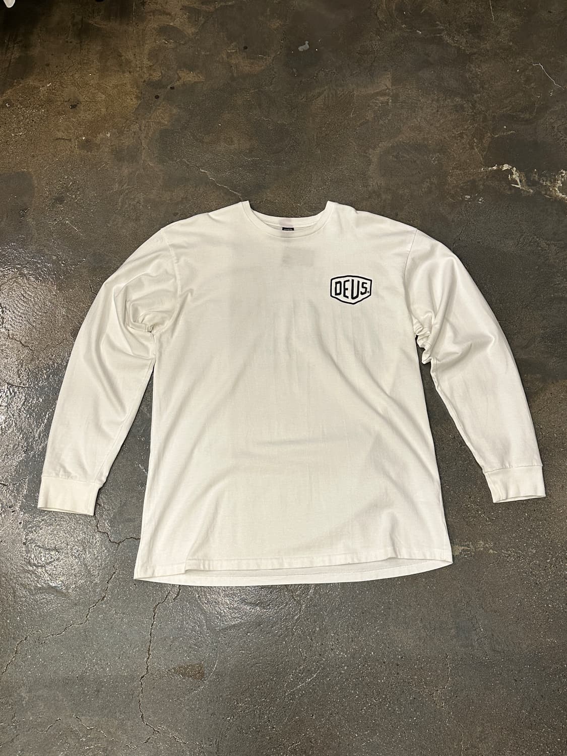 Deus 데우스 서울 롱슬리브 XXL 상품이미지1