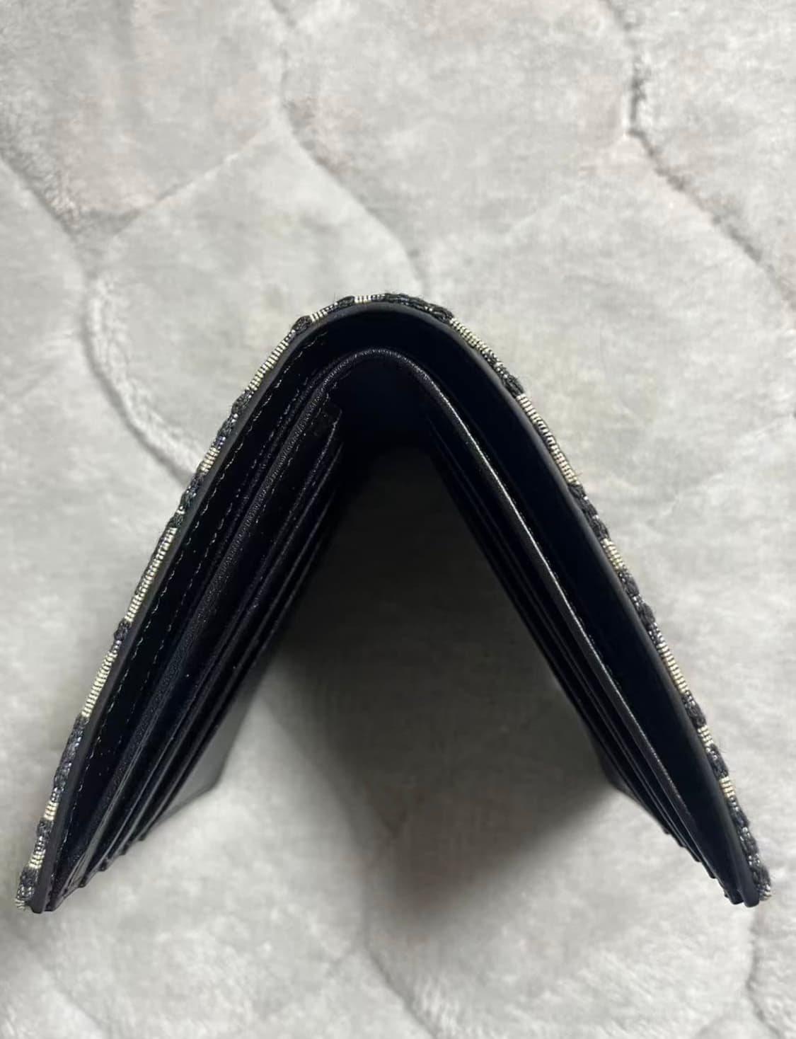 디올 지갑 상품이미지4