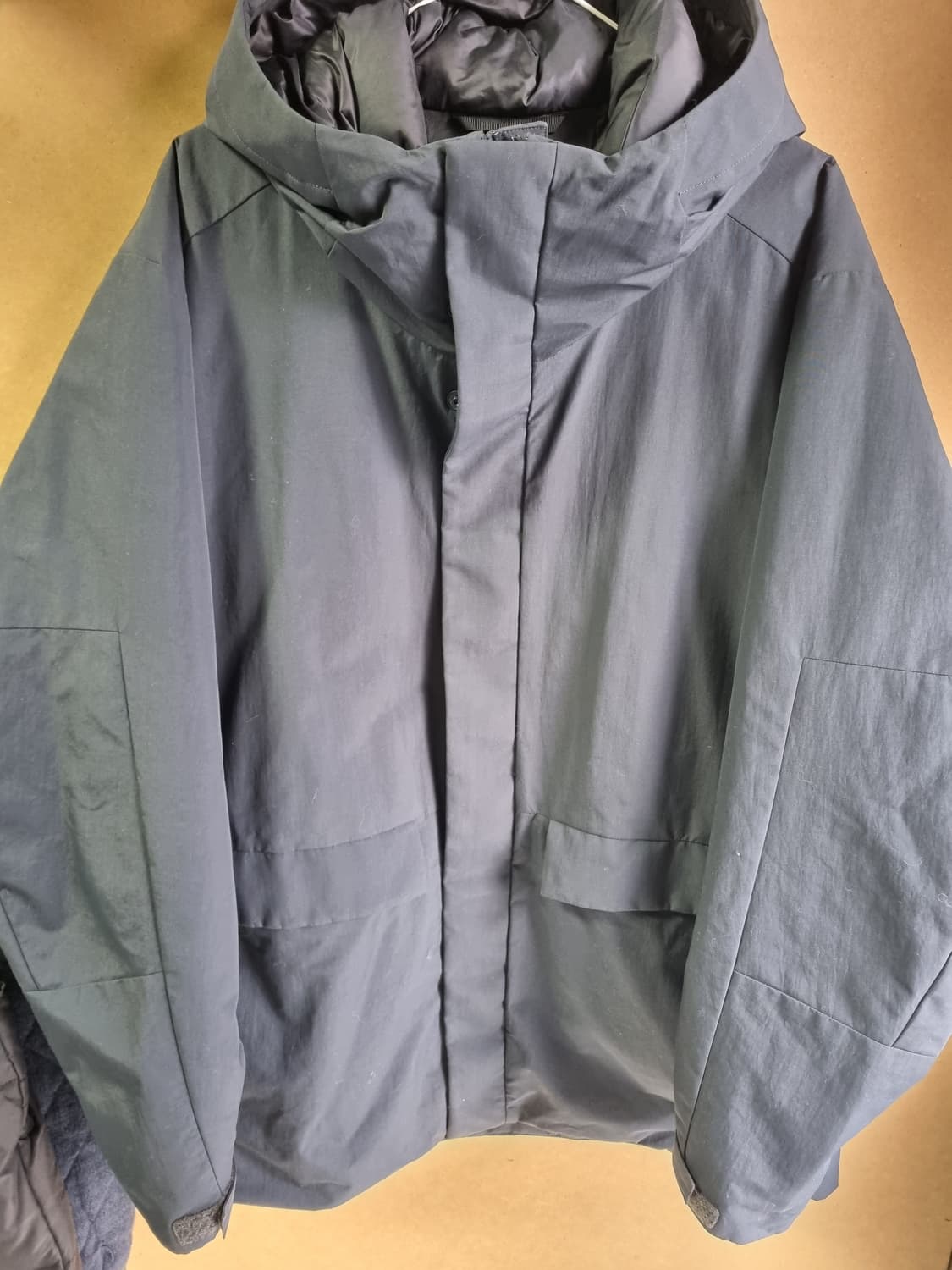 유니클로 남성 후디 다운패딩  상품이미지1