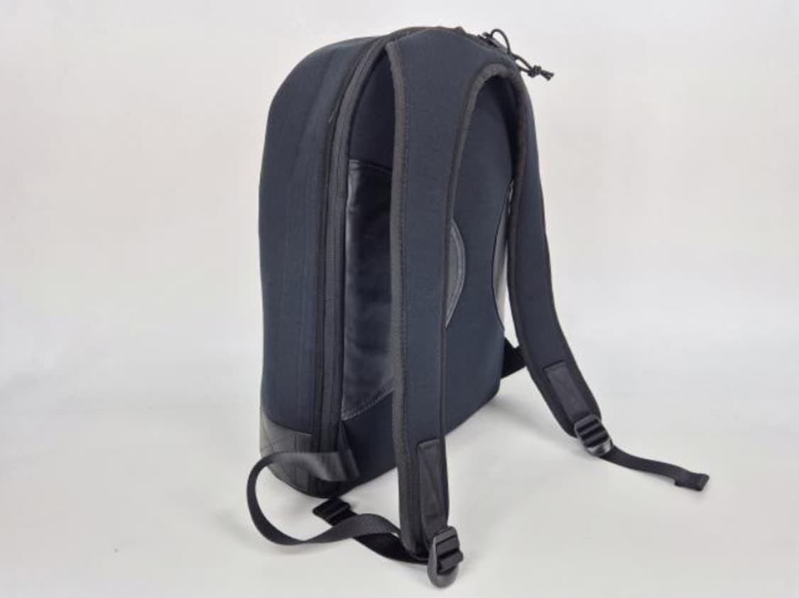 이스트팩 백팩 상품이미지3