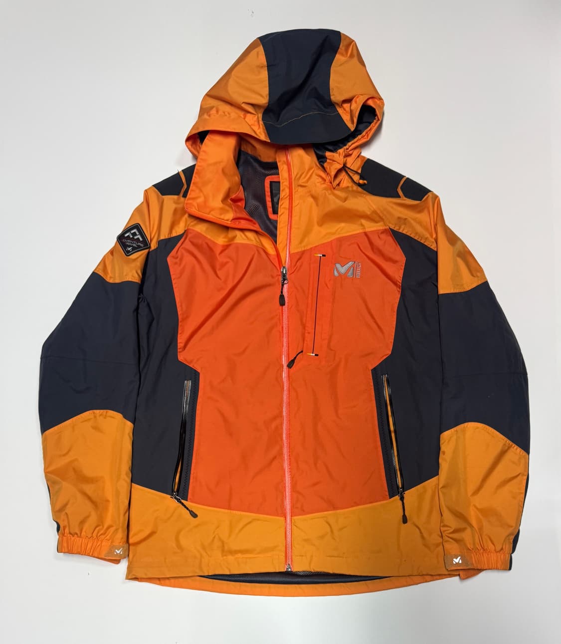 밀레 MILLET 등산 후드 바람막이 L 상품이미지1