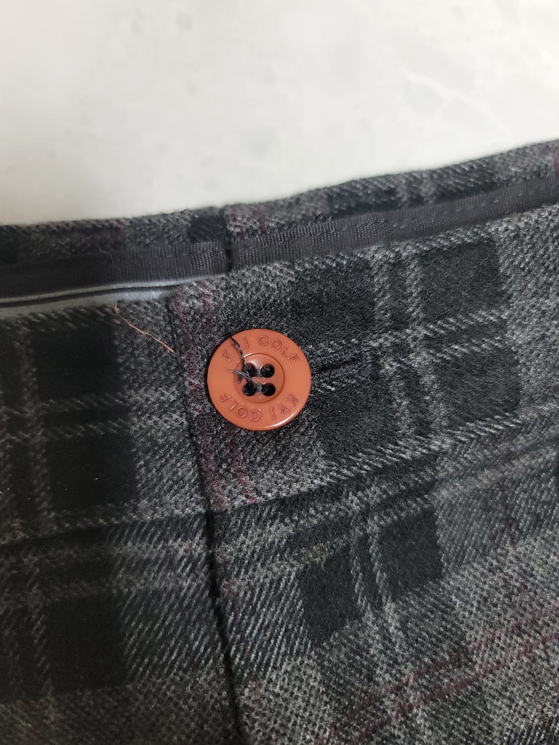 김영주 골프 팬츠 허리단면45 기장104 상태굿

 상품이미지3