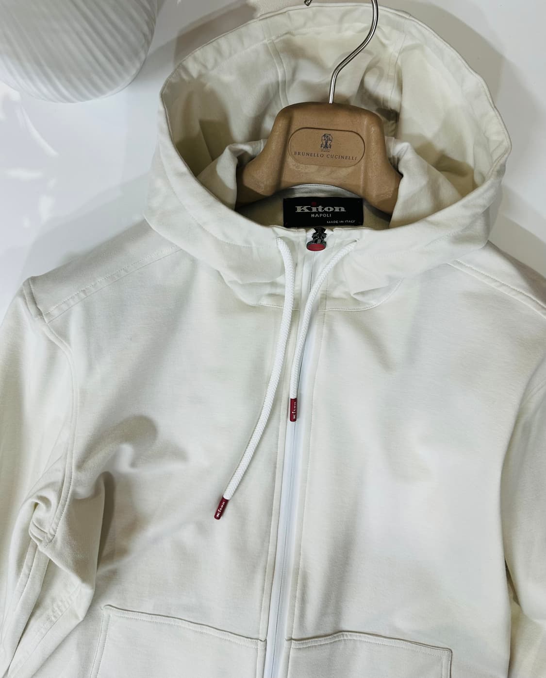 키톤 나폴리 아이보리 후드 집업 새상품 상품이미지4