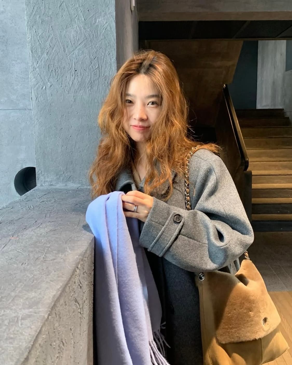 (미개봉) 미닛뮤트 페블 체인백 무스탕 베이지 상품이미지2