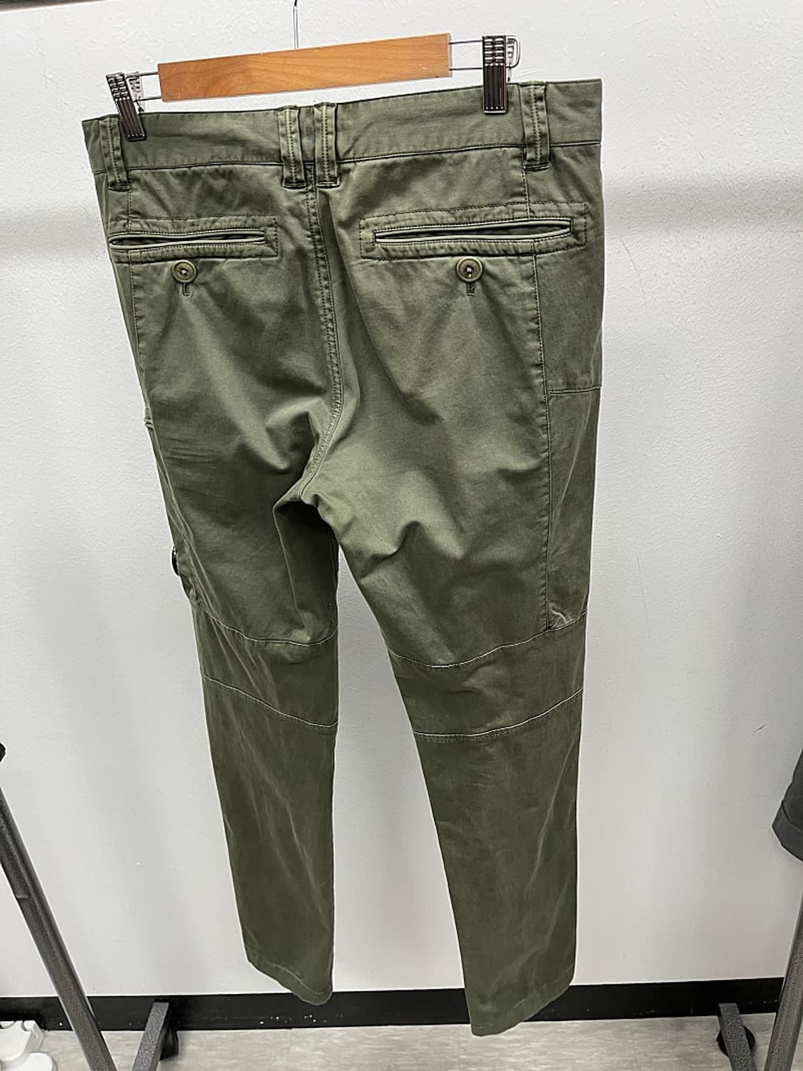 31-32) CP컴퍼니 렌즈 카키팬츠  상품이미지8