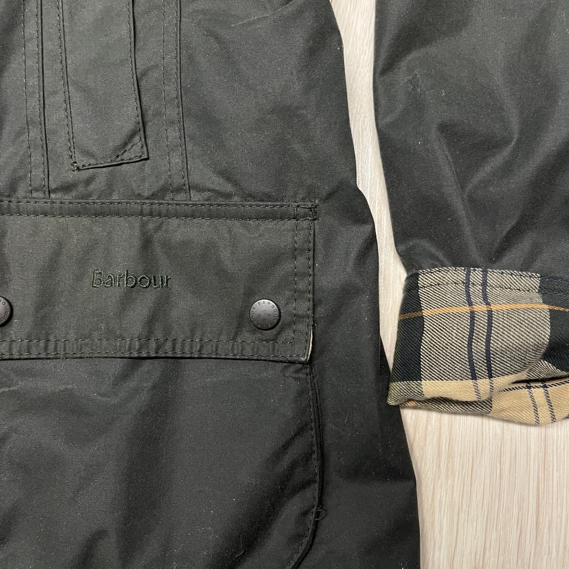 바버 비데일 왁스자켓 세이지 36사이즈 상품이미지4