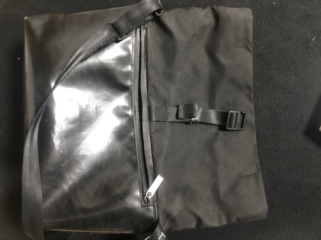 프라이탁 롤린 올블랙 처분 상품이미지4