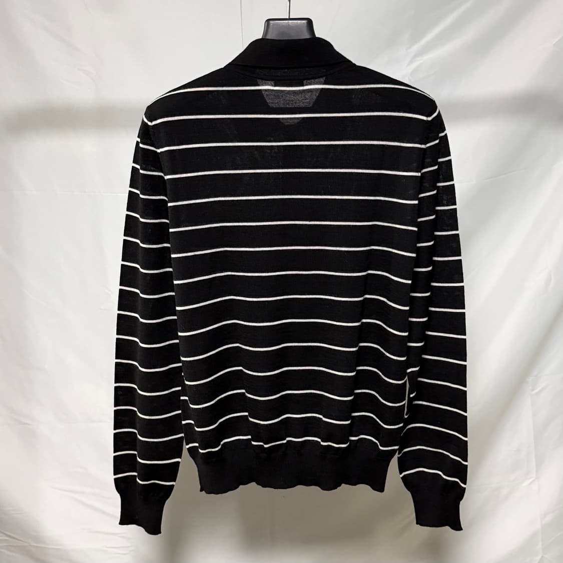 [S+급/M] 셀린느 트리오페 스트라이프 긴팔 카라티 블랙 상품이미지4