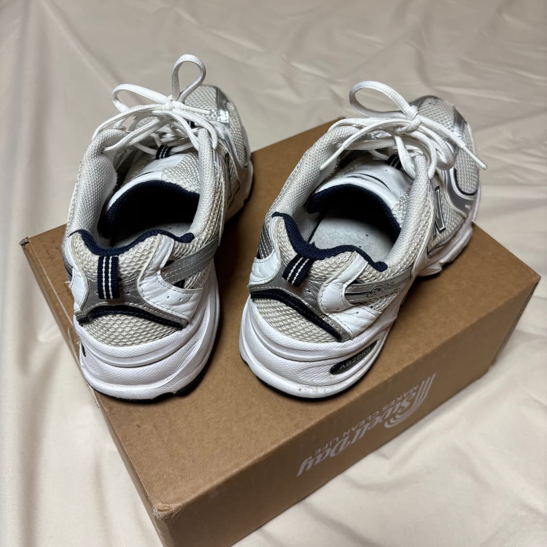 [270] 뉴발란스 530 화이트 상품이미지2