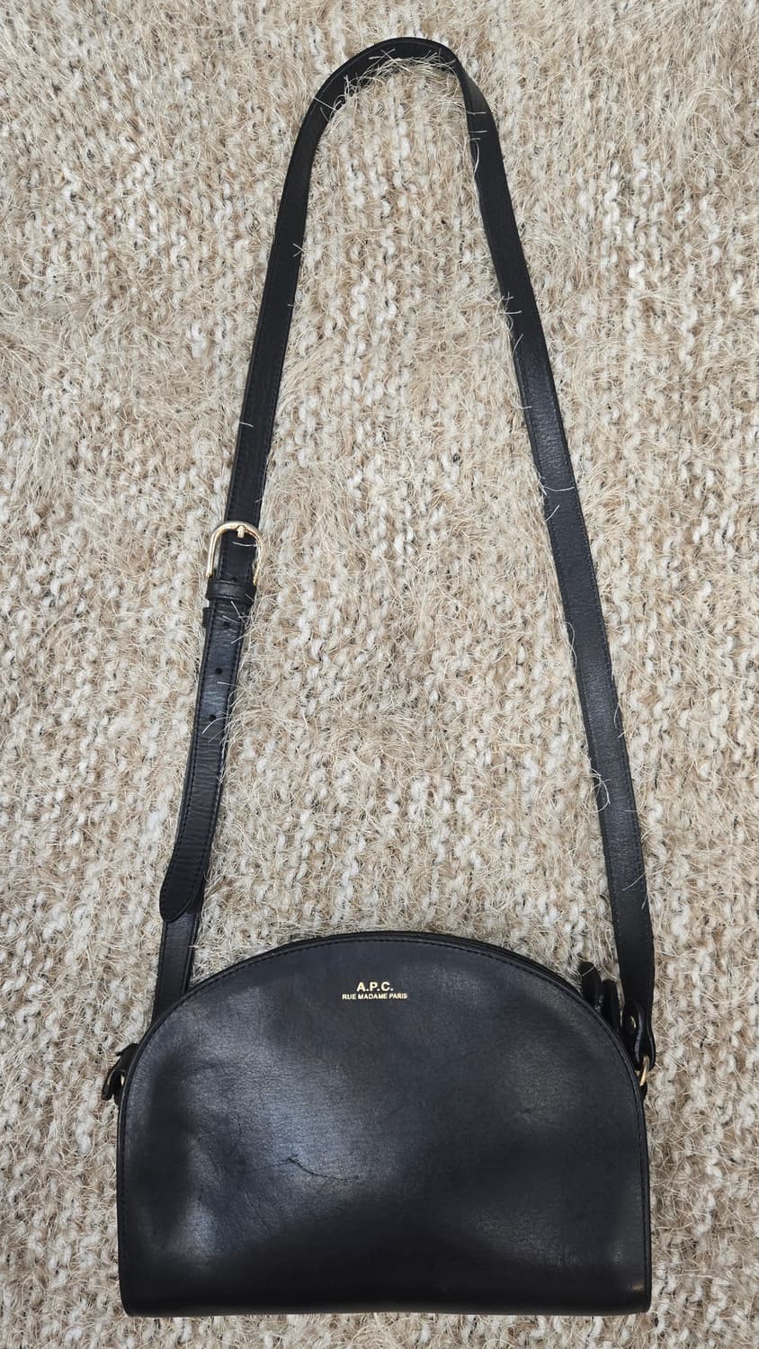 A.P.C 하픙순 블랙크로스 상품이미지1
