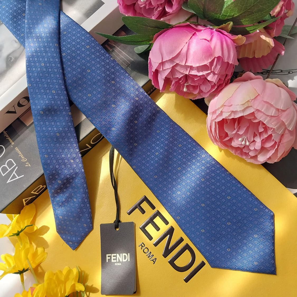 펜디 블루 스몰 로고 패턴 8cm 슬림 넥타이 새상품 K2588
 상품이미지3