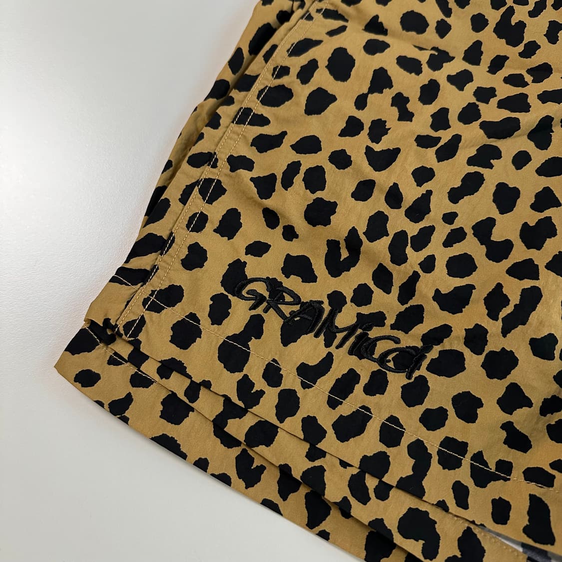 와코마리아 x 그라미치 G 쇼츠 베이지 상품이미지5