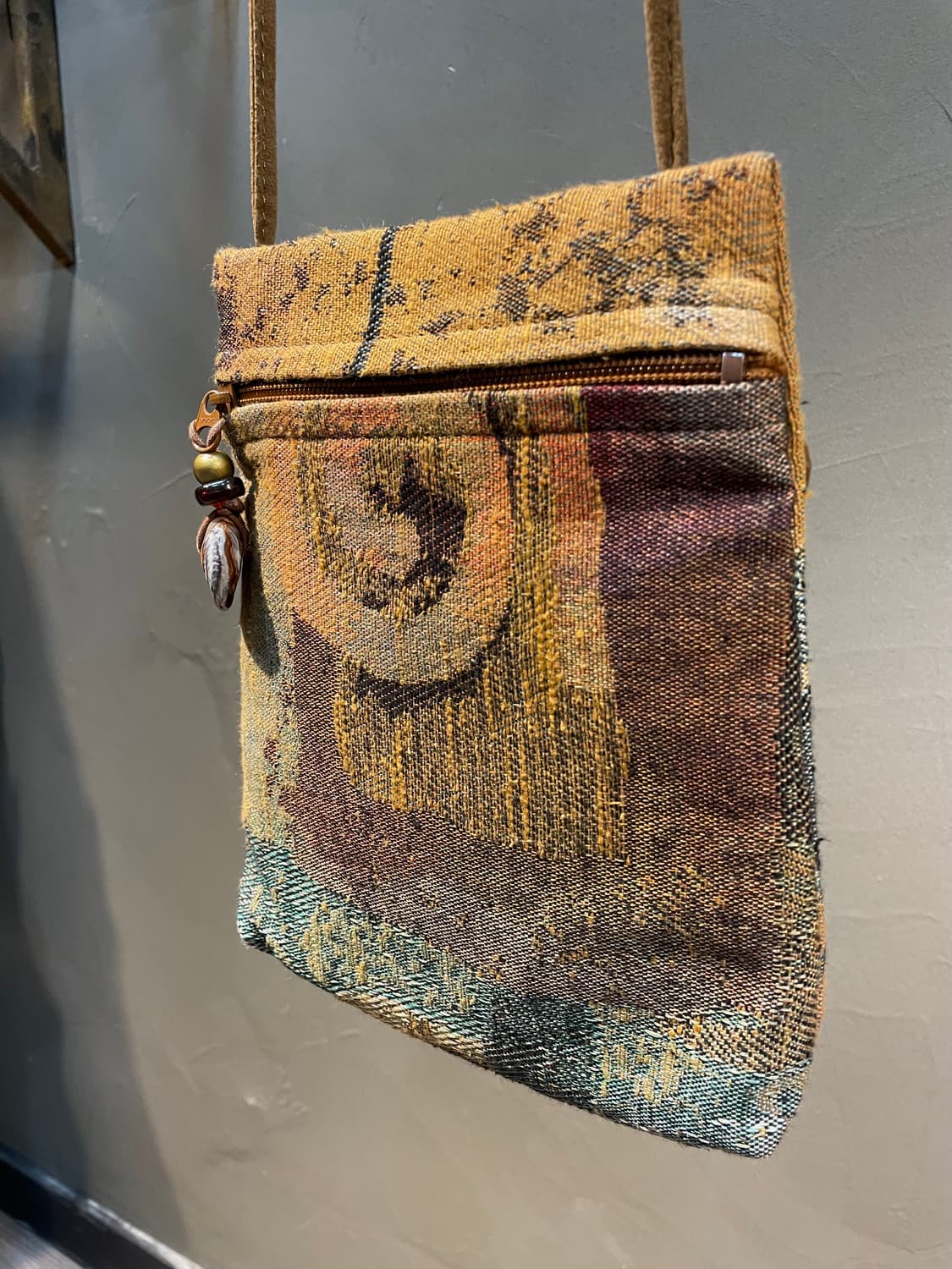 빈티지 오리엔탈 패턴 크로스백 상품이미지1