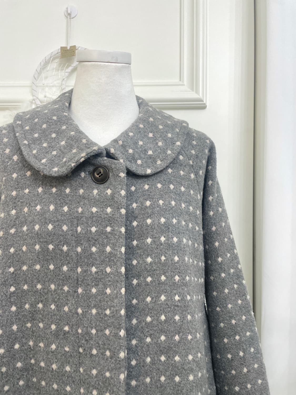 gray ivory dot cute mori reglan coat 상품이미지7