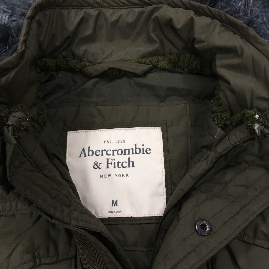 투티/0238 아베크롬비 앤 피치 뉴욕 경량 자켓 카키 상품이미지4
