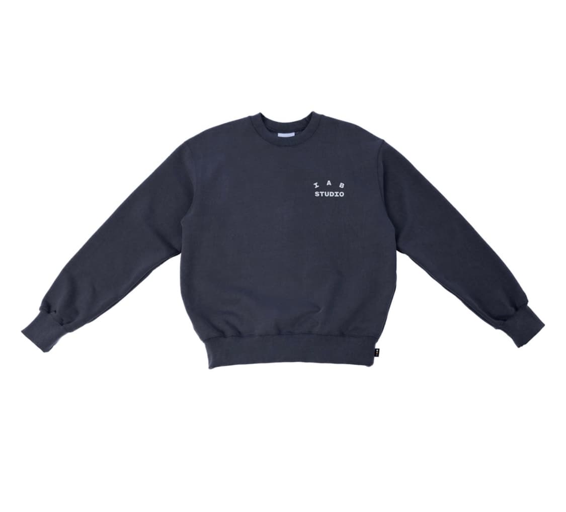 아이앱 스튜디오 맨투맨 차콜 - L,XL 상품이미지2