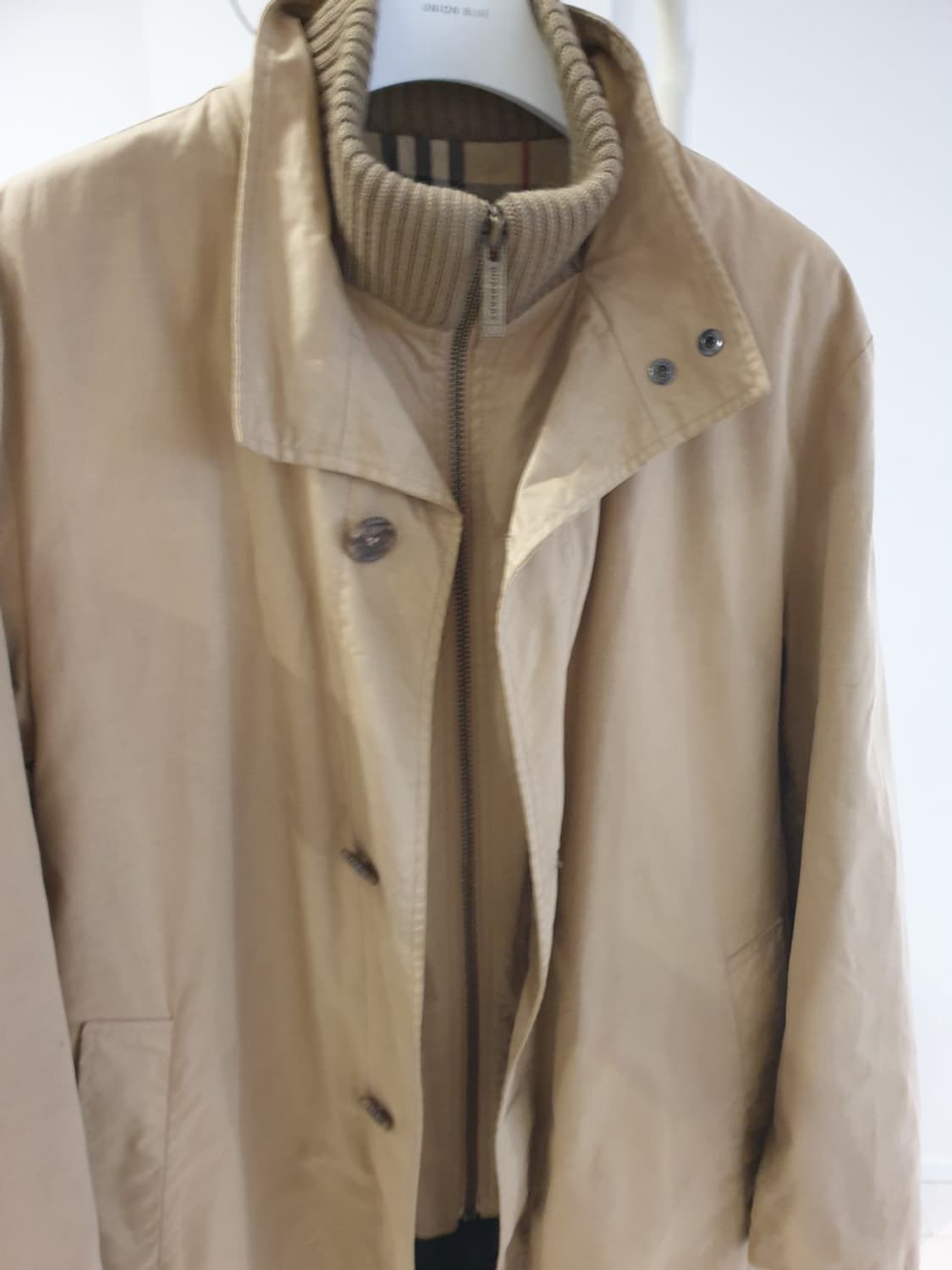 버버리 남성 경량+ 트렌치 아우터  상품이미지2